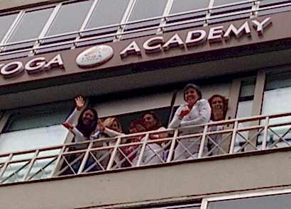 YOGA ACADEMY ALSANCAK YENİLENDİ!!